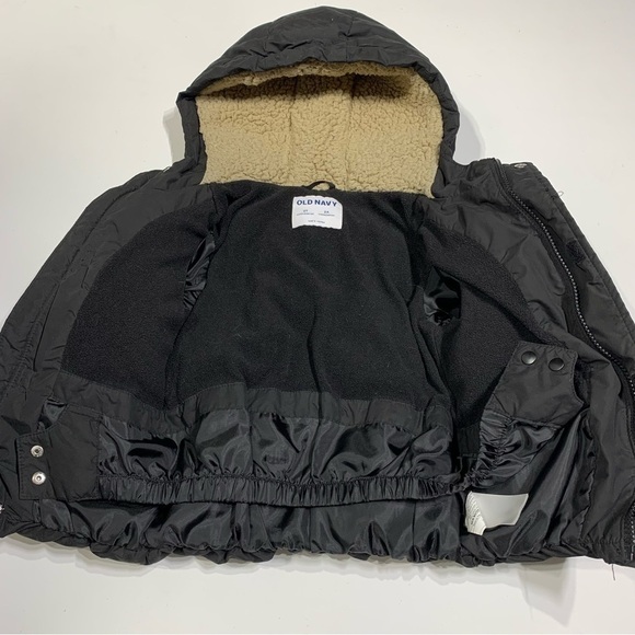 Old Navy little boy’s 2Y puffer jacket - Picture 3 of 6